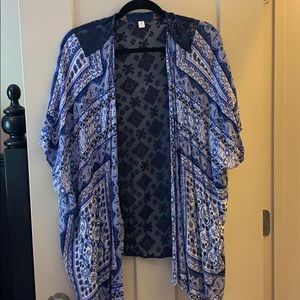 Short Sleeve Cardigan with Lace Back